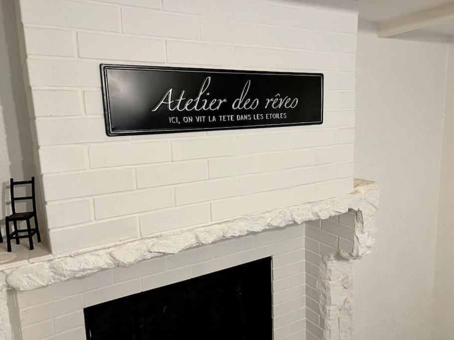 Dole : L Atelier Des Reves Apartment Exterior foto